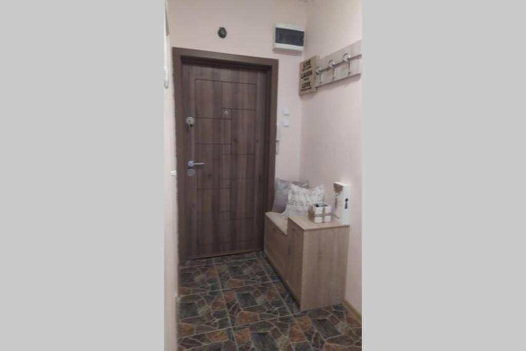 Lovely City Center 1Bd, 1Bt Apartment Sofia Extérieur photo