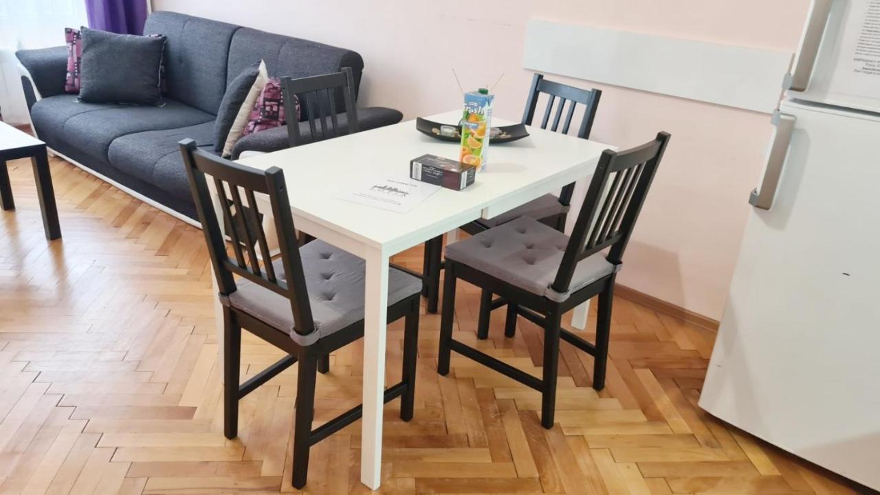 Lovely City Center 1Bd, 1Bt Apartment Sofia Extérieur photo